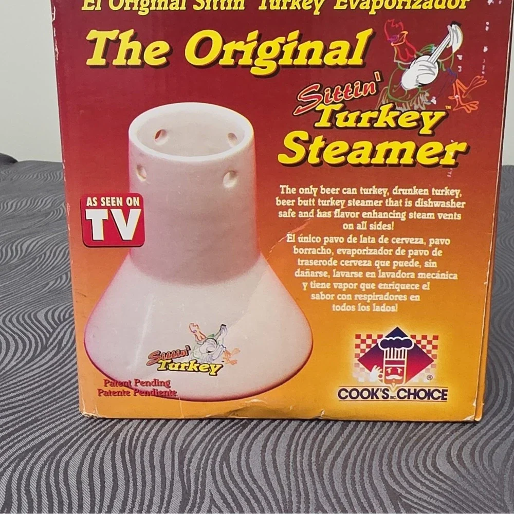 Cook's Choice Sittin' Turkey Steamer Ceramic white as seen on TV 06051